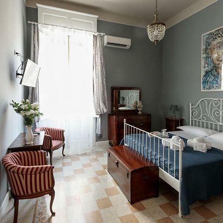 Talia B&B Guest House เรจโจ ดี คาลาเบีย ภายนอก รูปภาพ