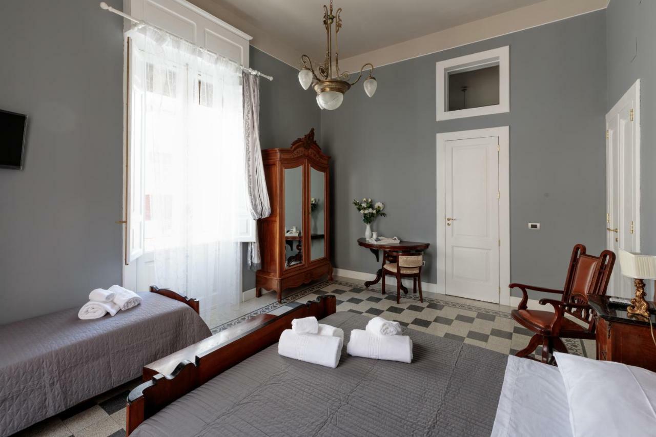 Talia B&B Guest House เรจโจ ดี คาลาเบีย ภายนอก รูปภาพ