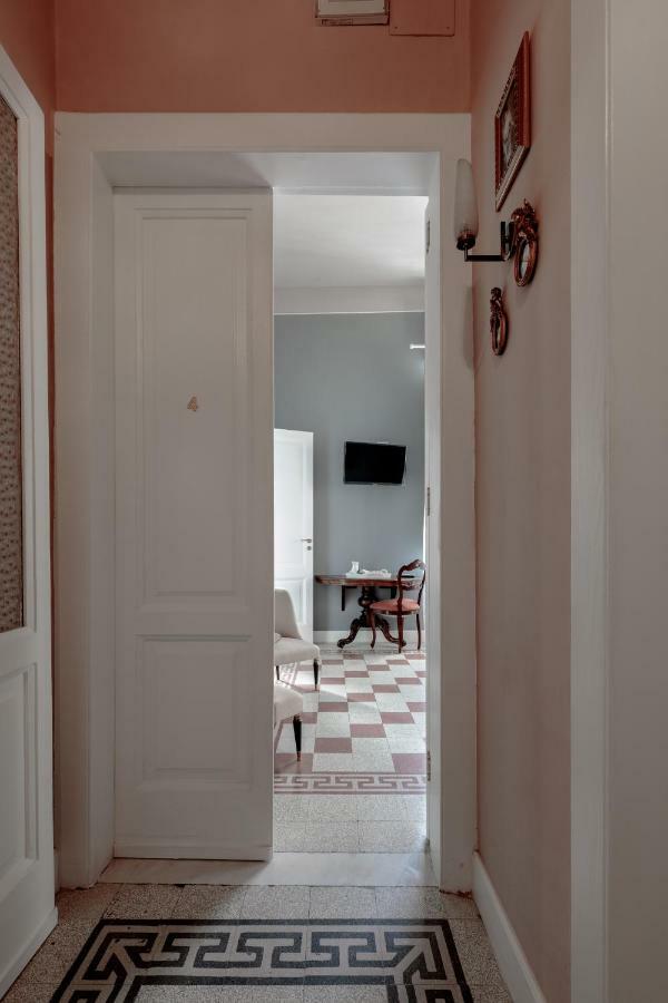 Talia B&B Guest House เรจโจ ดี คาลาเบีย ภายนอก รูปภาพ